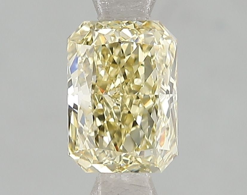 Loose Diamond - RADIANT 1.1ct Fancy Intense Yellow VS1: Loose Diamond - RADIANT 1.1ct Fancy Intense Yellow VS1 Source: This is a real non-mined Diamond that has been grown in a lab Shape: RADIANT Carats: 1.1 Color: Fancy Intense Yellow Certification: IGI V