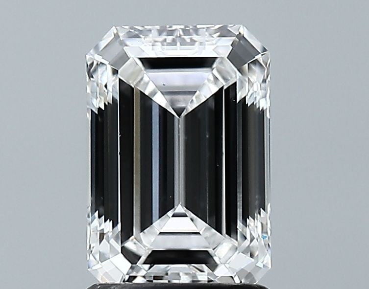 Loose Diamond - EMERALD 1.58ct E VVS2: Loose Diamond - EMERALD 1.58ct E VVS2 Source: This is a real non-mined Diamond that has been grown in a lab Shape: EMERALD Carats: 1.58 Color: E Clarity: VVS2 Certification: GIA Video: