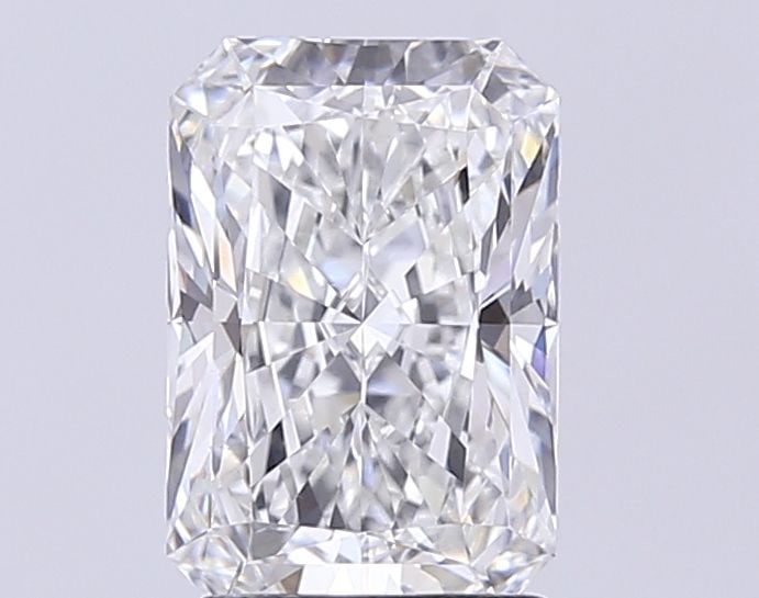 Loose Diamond - RADIANT 2.52ct F VVS2: Loose Diamond - RADIANT 2.52ct F VVS2 Source: This is a real non-mined Diamond that has been grown in a lab Shape: RADIANT Carats: 2.52 Color: F Clarity: VVS2 Certification: IGI Video: