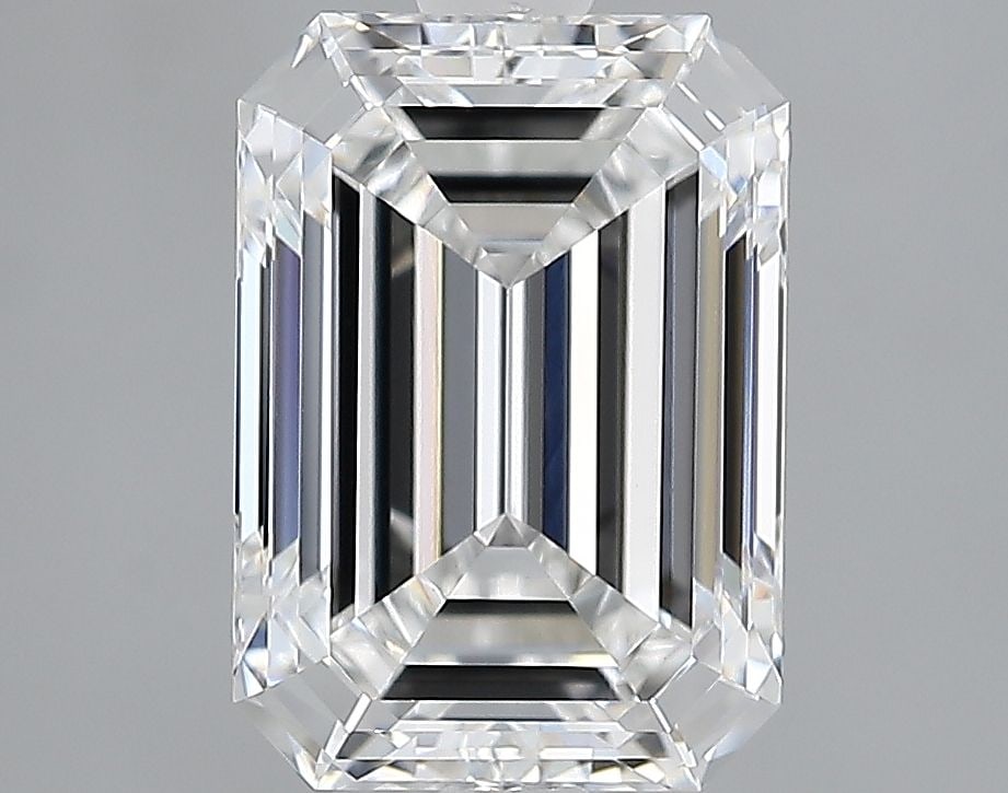 Loose Diamond - EMERALD 2.21ct E VVS2: Loose Diamond - EMERALD 2.21ct E VVS2 Source: This is a real non-mined Diamond that has been grown in a lab Shape: EMERALD Carats: 2.21 Color: E Clarity: VVS2 Certification: IGI Video: