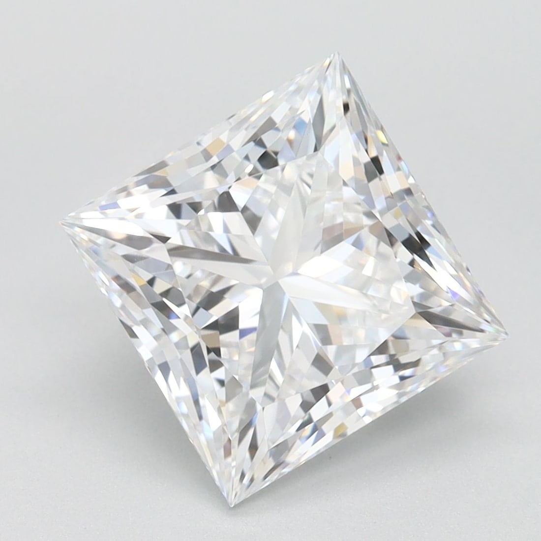 Loose Diamond - PRINCESS 3.24ct D IF: Loose Diamond - PRINCESS 3.24ct D IF Source: This is a real non-mined Diamond that has been grown in a lab Shape: PRINCESS Carats: 3.24 Color: D Clarity: IF Certification: IGI Video:
