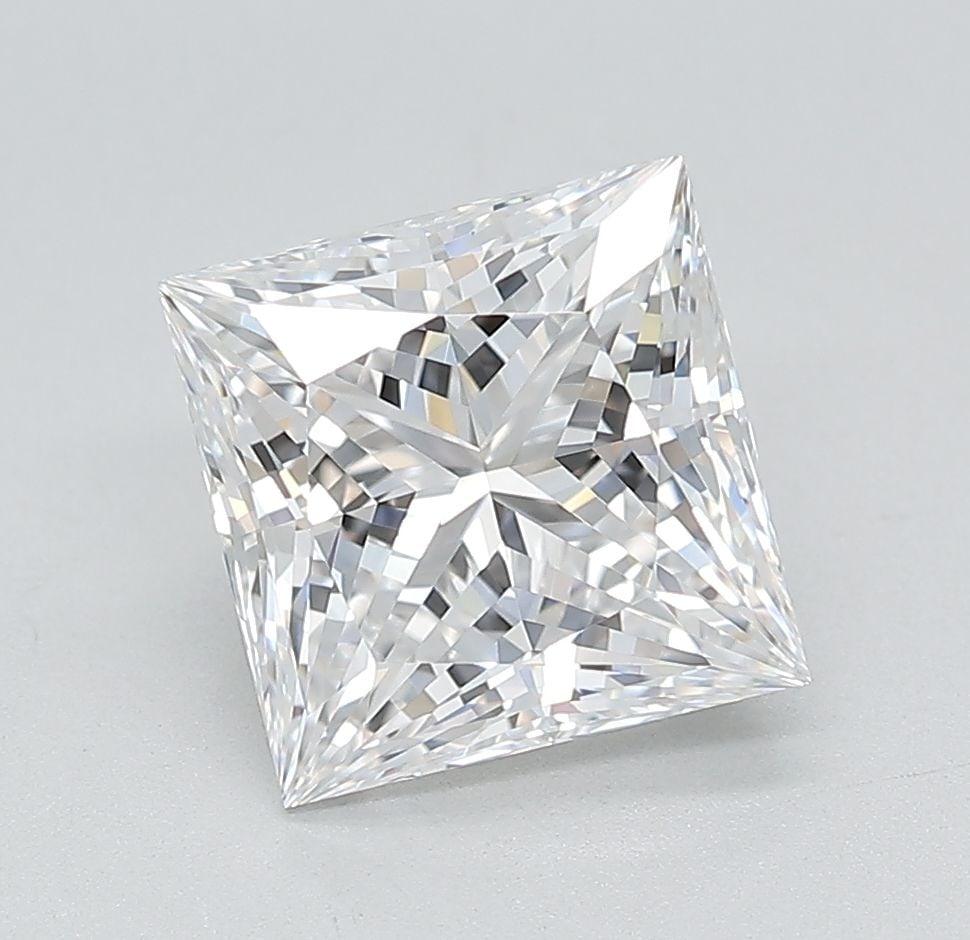 Loose Diamond - PRINCESS 3.08ct D VVS1: Loose Diamond - PRINCESS 3.08ct D VVS1 Source: This is a real non-mined Diamond that has been grown in a lab Shape: PRINCESS Carats: 3.08 Color: D Clarity: VVS1 Certification: IGI Video: