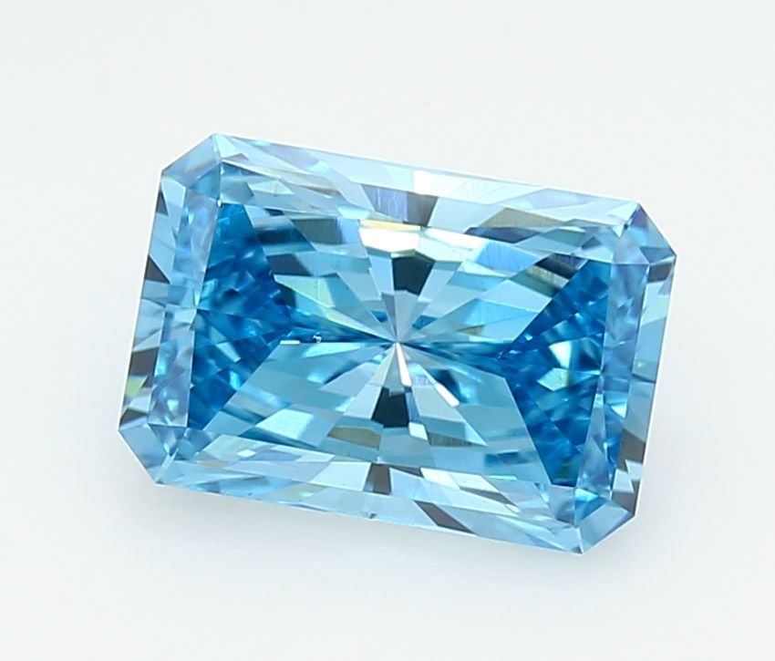 Loose Diamond - RADIANT 2.07ct Fancy Vivid Blue VS1: Loose Diamond - RADIANT 2.07ct Fancy Vivid Blue VS1 Source: This is a real non-mined Diamond that has been grown in a lab Shape: RADIANT Carats: 2.07 Color: Fancy Vivid Blue Certification: IGI Video: