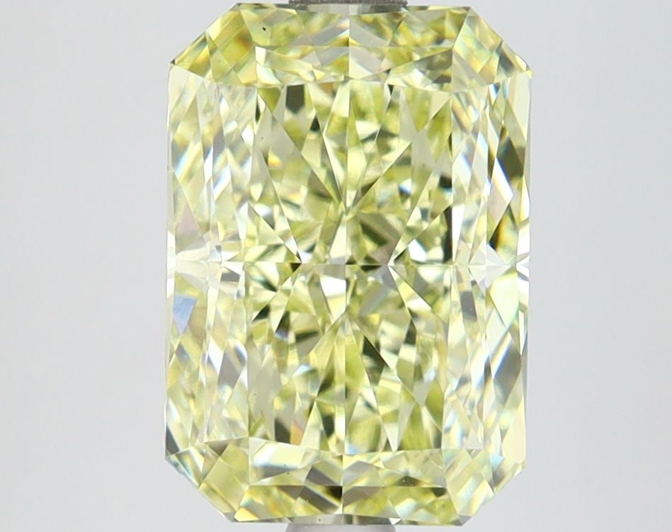 Loose Diamond - RADIANT 3.09ct Fancy Yellow VS1: Loose Diamond - RADIANT 3.09ct Fancy Yellow VS1 Source: This is a real non-mined Diamond that has been grown in a lab Shape: RADIANT Carats: 3.09 Color: Fancy Yellow Certification: IGI Video: