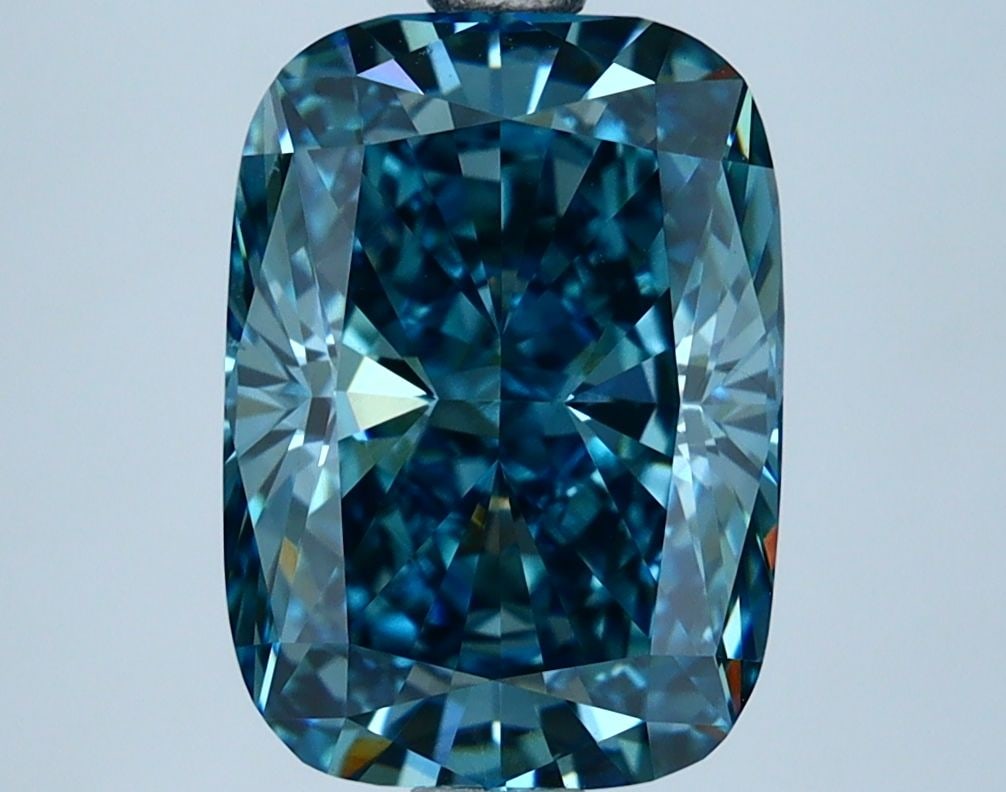 Loose Diamond - CUSHION BRILLIANT 3.27ct Fancy Vivid Blue VVS2: Loose Diamond - CUSHION BRILLIANT 3.27ct Fancy Vivid Blue VVS2 Source: This is a real non-mined Diamond that has been grown in a lab Shape: CUSHION BRILLIANT Carats: 3.27 Color: Fancy Vivid Blue Certi
