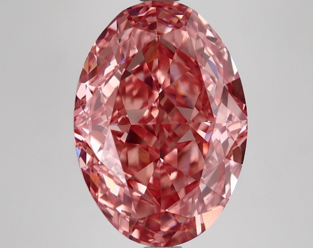 Loose Diamond - OVAL 5.72ct Fancy Vivid Pink VS1: Loose Diamond - OVAL 5.72ct Fancy Vivid Pink VS1 Source: This is a real non-mined Diamond that has been grown in a lab Shape: OVAL Carats: 5.72 Color: Fancy Vivid Pink Certification: IGI Video: