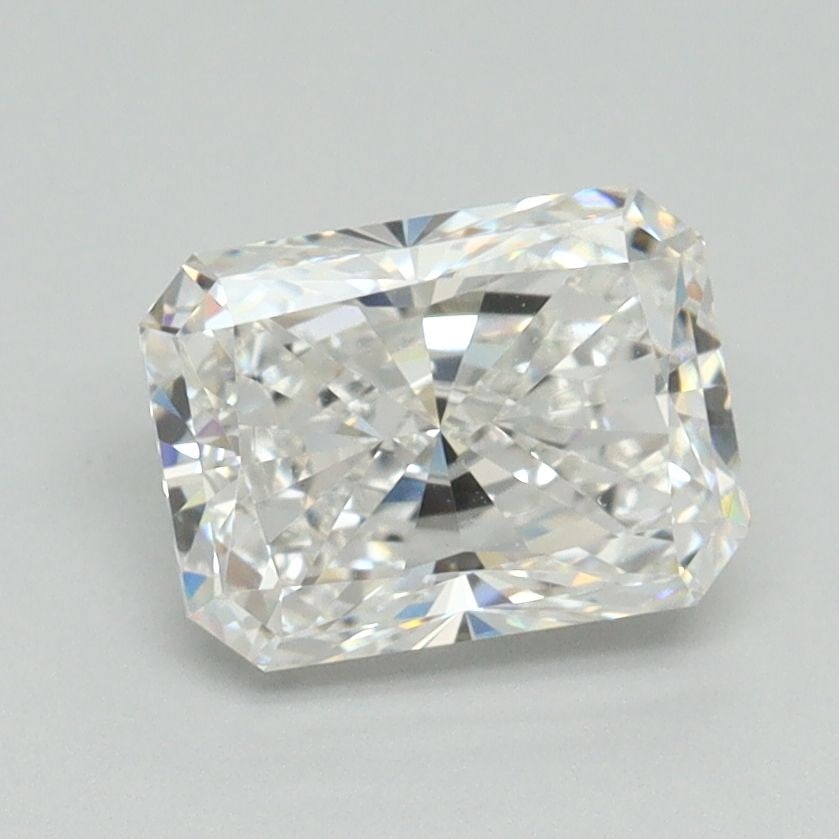 Loose Diamond - RADIANT 1.67ct E VS1: Loose Diamond - RADIANT 1.67ct E VS1 Source: This is a real non-mined Diamond that has been grown in a lab Shape: RADIANT Carats: 1.67 Color: E Clarity: VS1 Certification: NONE Video: