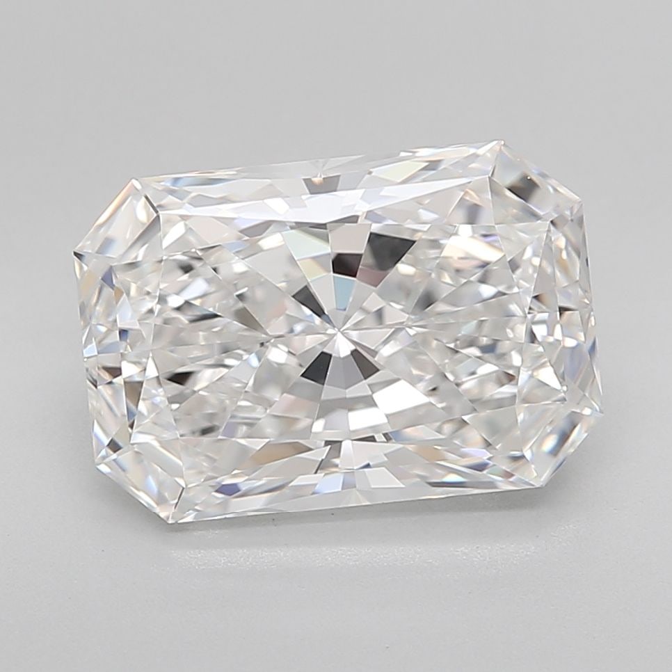 Loose Diamond - RADIANT 5.05ct E FL: Loose Diamond - RADIANT 5.05ct E FL Source: This is a real non-mined Diamond that has been grown in a lab Shape: RADIANT Carats: 5.05 Color: E Clarity: FL Certification: GIA Video: