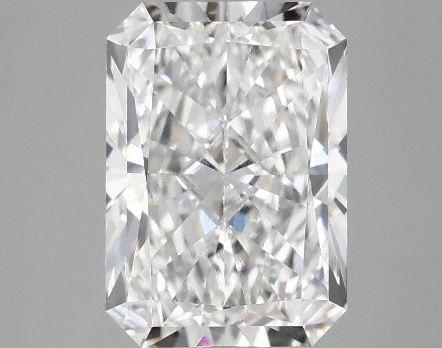 Loose Diamond - RADIANT 3.05ct E VVS2: Loose Diamond - RADIANT 3.05ct E VVS2 Source: This is a real non-mined Diamond that has been grown in a lab Shape: RADIANT Carats: 3.05 Color: E Clarity: VVS2 Certification: IGI Video: