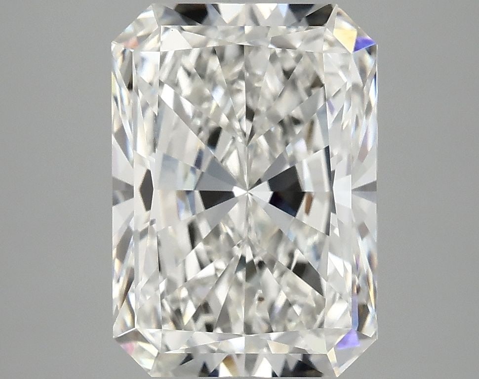 Loose Diamond - RADIANT 4.02ct G VVS2: Loose Diamond - RADIANT 4.02ct G VVS2 Source: This is a real non-mined Diamond that has been grown in a lab Shape: RADIANT Carats: 4.02 Color: G Clarity: VVS2 Certification: IGI The Diamond Depot Guar