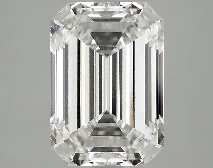 Loose Diamond - EMERALD 2.84ct E VVS2: Loose Diamond - EMERALD 2.84ct E VVS2 Source: This is a real non-mined Diamond that has been grown in a lab Shape: EMERALD Carats: 2.84 Color: E Clarity: VVS2 Certification: IGI Video: Video Link The