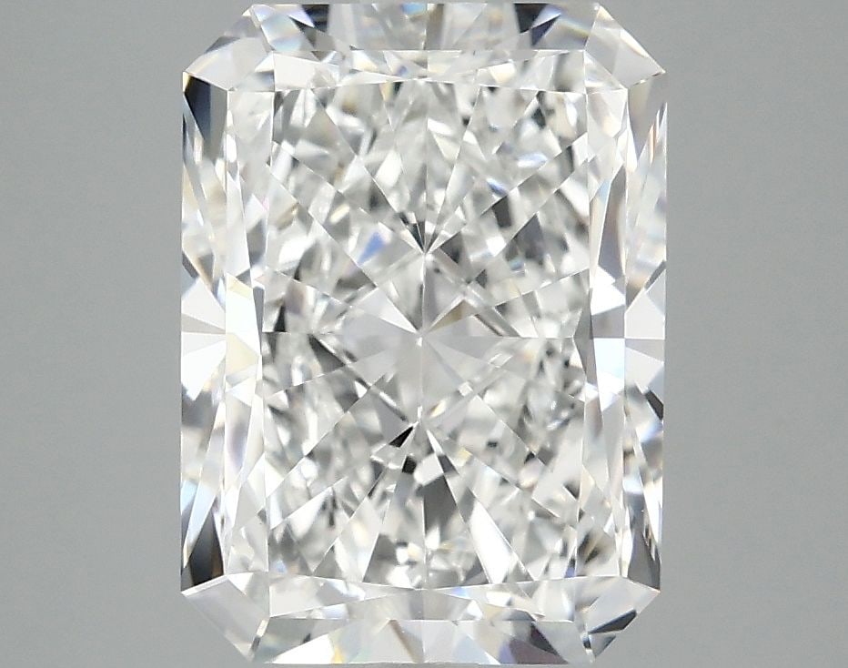 Loose Diamond - RADIANT 4.0ct E VVS2: Loose Diamond - RADIANT 4.0ct E VVS2 Source: This is a real non-mined Diamond that has been grown in a lab Shape: RADIANT Carats: 4.0 Color: E Clarity: VVS2 Certification: IGI Video: