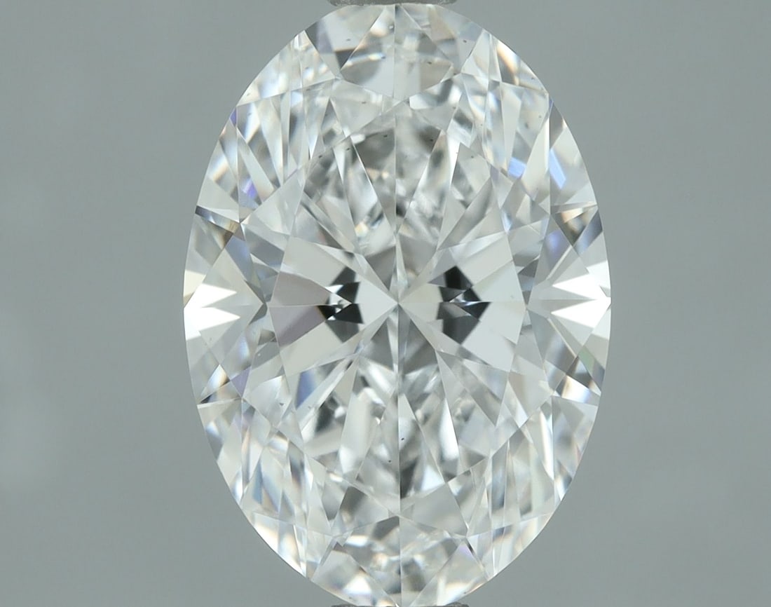 Loose Diamond - OVAL 2.05ct E VS2: Loose Diamond - OVAL 2.05ct E VS2 Source: This is a real non-mined Diamond that has been grown in a lab Shape: OVAL Carats: 2.05 Color: E Clarity: VS2 Certification: IGI Video: