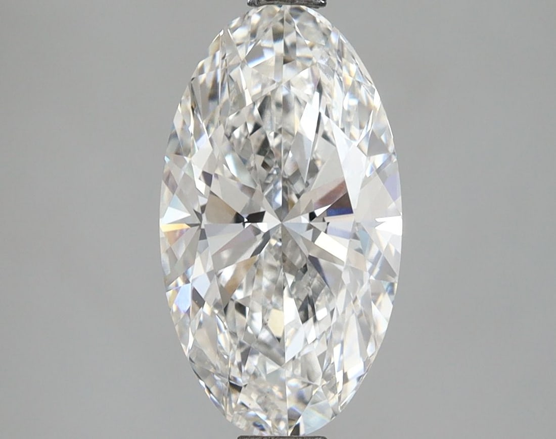 Loose Diamond - OVAL 2.73ct E VVS2: Loose Diamond - OVAL 2.73ct E VVS2 Source: This is a real non-mined Diamond that has been grown in a lab Shape: OVAL Carats: 2.73 Color: E Clarity: VVS2 Certification: IGI Video: