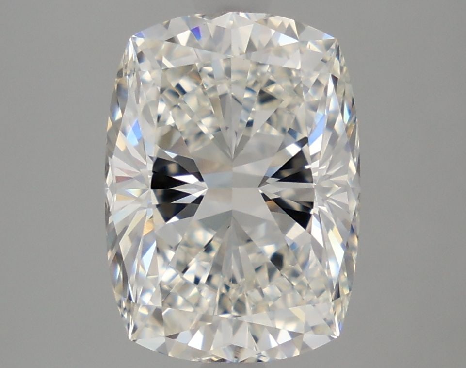 Loose Diamond - CUSHION MODIFIED 4.06ct G VVS2: Loose Diamond - CUSHION MODIFIED 4.06ct G VVS2 Source: This is a real non-mined Diamond that has been grown in a lab Shape: CUSHION MODIFIED Carats: 4.06 Color: G Clarity: VVS2 Certification: IGI Vide