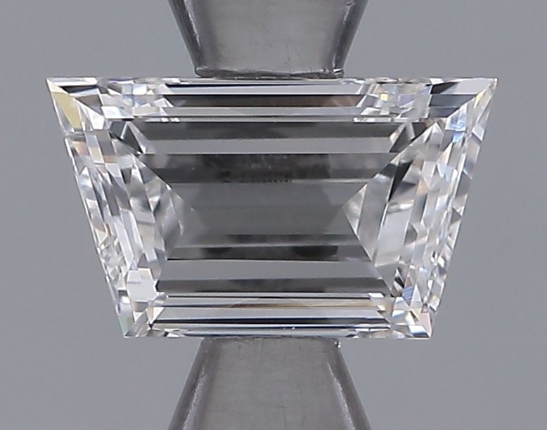 Loose Diamond - TRAPEZOID 0.59ct E VVS2: Loose Diamond - TRAPEZOID 0.59ct E VVS2 Source: This is a real non-mined Diamond that has been grown in a lab Shape: TRAPEZOID Carats: 0.59 Color: E Clarity: VVS2 Certification: IGI Video:
