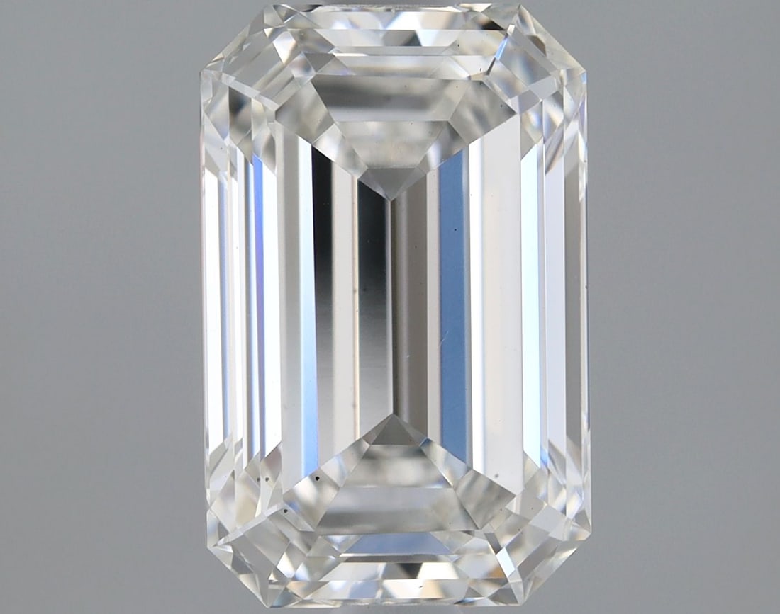 Loose Diamond - EMERALD 1.65ct G VS2: Loose Diamond - EMERALD 1.65ct G VS2 Source: This is a real non-mined Diamond that has been grown in a lab Shape: EMERALD Carats: 1.65 Color: G Clarity: VS2 Certification: IGI Video: