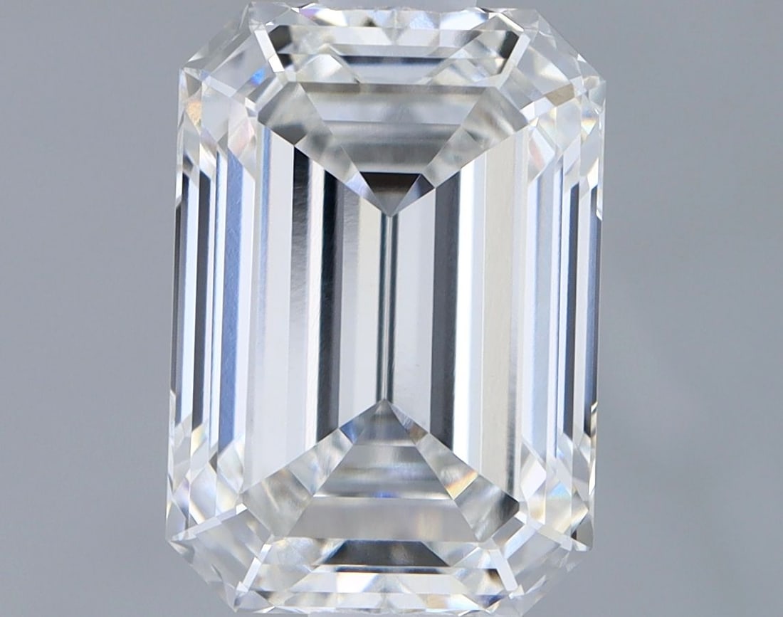 Loose Diamond - EMERALD 1.59ct F VVS2: Loose Diamond - EMERALD 1.59ct F VVS2 Source: This is a real non-mined Diamond that has been grown in a lab Shape: EMERALD Carats: 1.59 Color: F Clarity: VVS2 Certification: IGI Video: