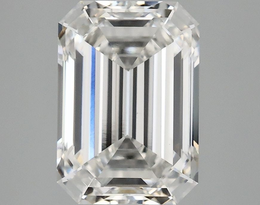Loose Diamond - EMERALD 3.09ct F VS1: Loose Diamond - EMERALD 3.09ct F VS1 Source: This is a real non-mined Diamond that has been grown in a lab Shape: EMERALD Carats: 3.09 Color: F Clarity: VS1 Certification: IGI Video: