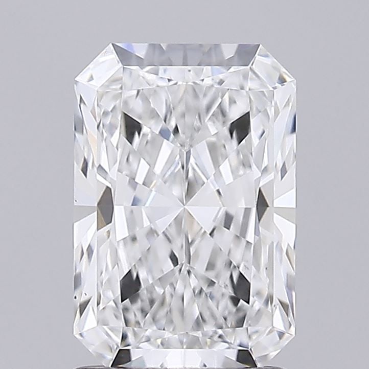 Loose Diamond - RADIANT 1.51ct E VS2: Loose Diamond - RADIANT 1.51ct E VS2 Source: This is a real non-mined Diamond that has been grown in a lab Shape: RADIANT Carats: 1.51 Color: E Clarity: VS2 Certification: GIA Video: