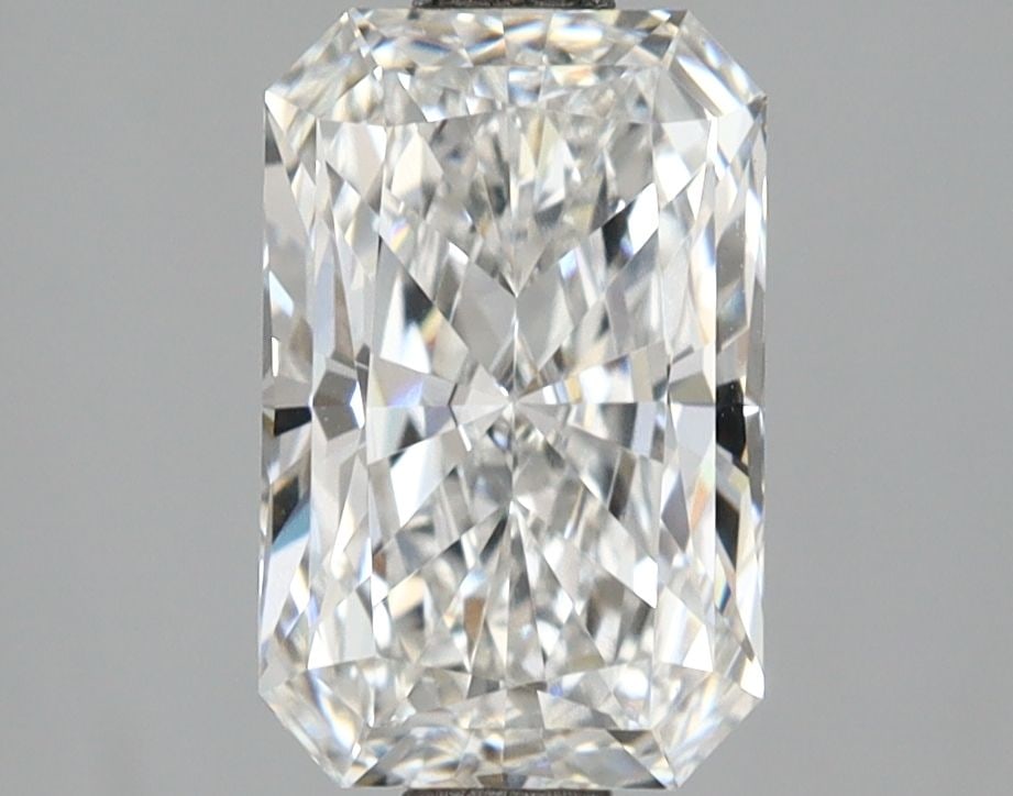 Loose Diamond - RADIANT 2.02ct F VVS2: Loose Diamond - RADIANT 2.02ct F VVS2 Source: This is a real non-mined Diamond that has been grown in a lab Shape: RADIANT Carats: 2.02 Color: F Clarity: VVS2 Certification: IGI Video: