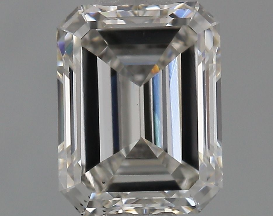 Loose Diamond - EMERALD 0.84ct G VS1: Loose Diamond - EMERALD 0.84ct G VS1 Source: This is a real non-mined Diamond that has been grown in a lab Shape: EMERALD Carats: 0.84 Color: G Clarity: VS1 Certification: IGI Video: Video Link The