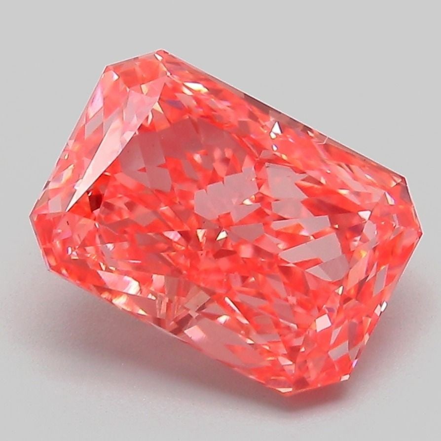 Loose Diamond - RADIANT 3.1ct Fancy Vivid Pink VS1: Loose Diamond - RADIANT 3.1ct Fancy Vivid Pink VS1 Source: This is a real non-mined Diamond that has been grown in a lab Shape: RADIANT Carats: 3.1 Color: Fancy Vivid Pink Certification: IGI Video: