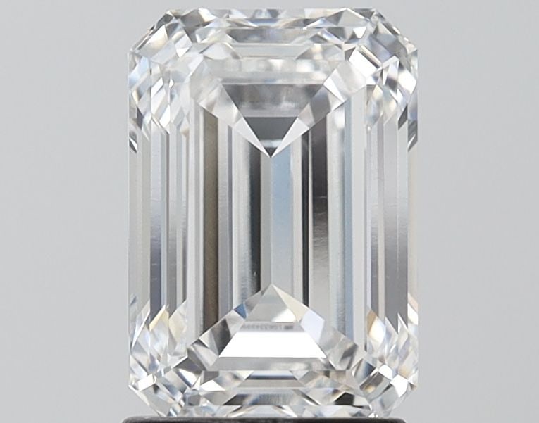 Loose Diamond - EMERALD 2.19ct E VVS2: Loose Diamond - EMERALD 2.19ct E VVS2 Source: This is a real non-mined Diamond that has been grown in a lab Shape: EMERALD Carats: 2.19 Color: E Clarity: VVS2 Certification: IGI Video:
