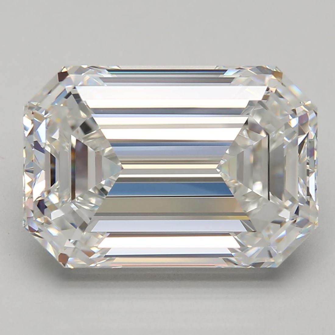 Loose Diamond - EMERALD 10.58ct I VVS1: Loose Diamond - EMERALD 10.58ct I VVS1 Source: This is a real non-mined Diamond that has been grown in a lab Shape: EMERALD Carats: 10.58 Color: I Clarity: VVS1 Certification: GIA Video: