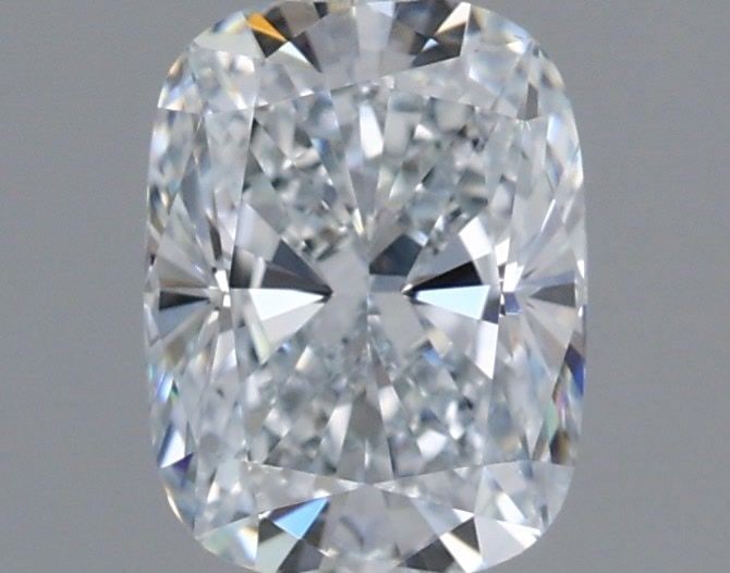 Loose Diamond - CUSHION BRILLIANT 0.99ct E VVS2: Loose Diamond - CUSHION BRILLIANT 0.99ct E VVS2 Source: This is a real non-mined Diamond that has been grown in a lab Shape: CUSHION BRILLIANT Carats: 0.99 Color: E Clarity: VVS2 Certification: IGI Vi
