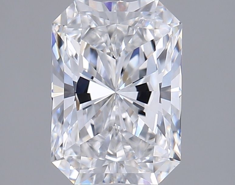 Loose Diamond - RADIANT 1.56ct D VVS2: Loose Diamond - RADIANT 1.56ct D VVS2 Source: This is a real non-mined Diamond that has been grown in a lab Shape: RADIANT Carats: 1.56 Color: D Clarity: VVS2 Certification: IGI Video: Video Link The