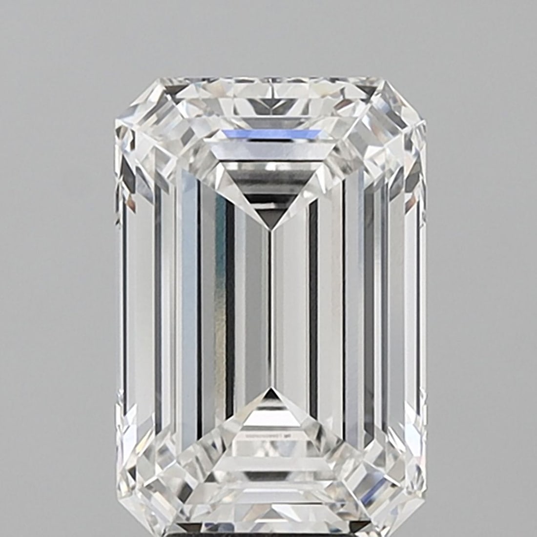 Loose Diamond - EMERALD 6.53ct G VVS2: Loose Diamond - EMERALD 6.53ct G VVS2 Source: This is a real non-mined Diamond that has been grown in a lab Shape: EMERALD Carats: 6.53 Color: G Clarity: VVS2 Certification: IGI Video: Video Link The