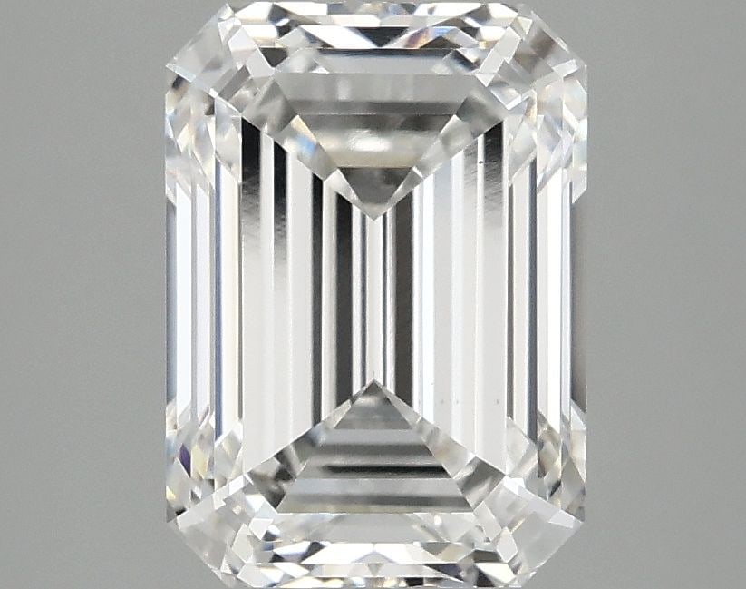 Loose Diamond - EMERALD 3.1ct F VS1: Loose Diamond - EMERALD 3.1ct F VS1 Source: This is a real non-mined Diamond that has been grown in a lab Shape: EMERALD Carats: 3.1 Color: F Clarity: VS1 Certification: IGI Video: