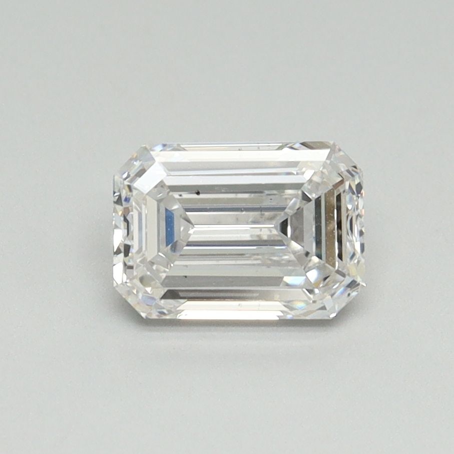 Loose Diamond - EMERALD 1.01ct D VS2: Loose Diamond - EMERALD 1.01ct D VS2 Source: This is a real non-mined Diamond that has been grown in a lab Shape: EMERALD Carats: 1.01 Color: D Clarity: VS2 Certification: NONE Video: