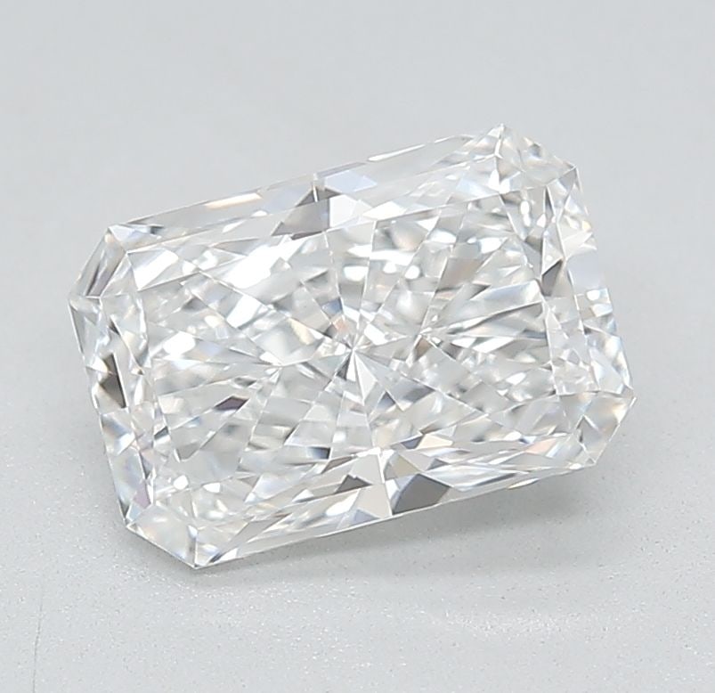 Loose Diamond - RADIANT 1.7ct D VVS1: Loose Diamond - RADIANT 1.7ct D VVS1 Source: This is a real non-mined Diamond that has been grown in a lab Shape: RADIANT Carats: 1.7 Color: D Clarity: VVS1 Certification: IGI Video:
