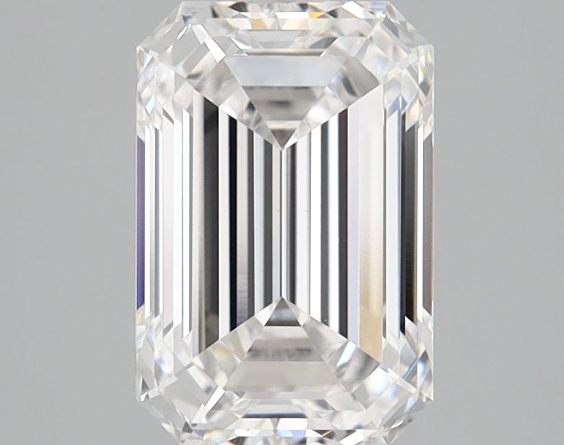Loose Diamond - EMERALD 2.11ct E VVS2: Loose Diamond - EMERALD 2.11ct E VVS2 Source: This is a real non-mined Diamond that has been grown in a lab Shape: EMERALD Carats: 2.11 Color: E Clarity: VVS2 Certification: IGI Video: Video Link The