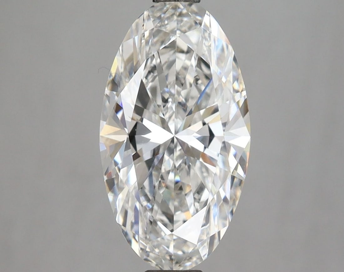 Loose Diamond - OVAL 2.46ct E VVS2: Loose Diamond - OVAL 2.46ct E VVS2 Source: This is a real non-mined Diamond that has been grown in a lab Shape: OVAL Carats: 2.46 Color: E Clarity: VVS2 Certification: IGI Video: