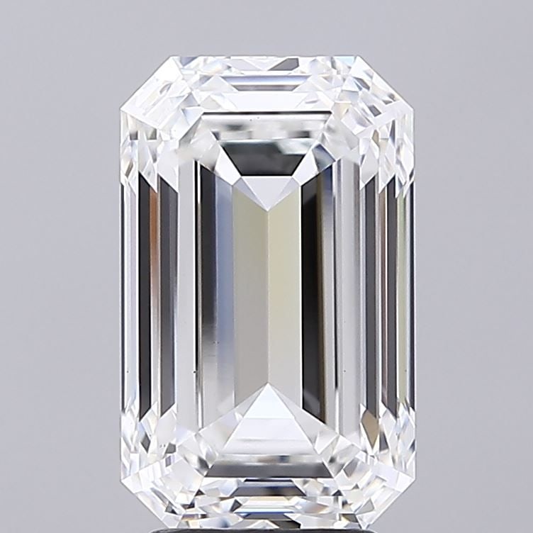 Loose Diamond - EMERALD 5.01ct F VS1: Loose Diamond - EMERALD 5.01ct F VS1 Source: This is a real non-mined Diamond that has been grown in a lab Shape: EMERALD Carats: 5.01 Color: F Clarity: VS1 Certification: IGI Video: