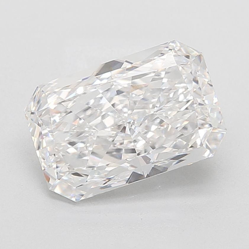 Loose Diamond - RADIANT 5.72ct E VVS1: Loose Diamond - RADIANT 5.72ct E VVS1 Source: This is a real non-mined Diamond that has been grown in a lab Shape: RADIANT Carats: 5.72 Color: E Clarity: VVS1 Certification: IGI Video: