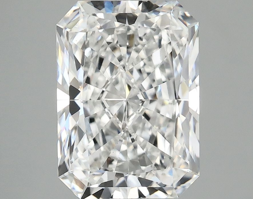 Loose Diamond - RADIANT 3.02ct D VS2: Loose Diamond - RADIANT 3.02ct D VS2 Source: This is a real non-mined Diamond that has been grown in a lab Shape: RADIANT Carats: 3.02 Color: D Clarity: VS2 Certification: IGI Video: