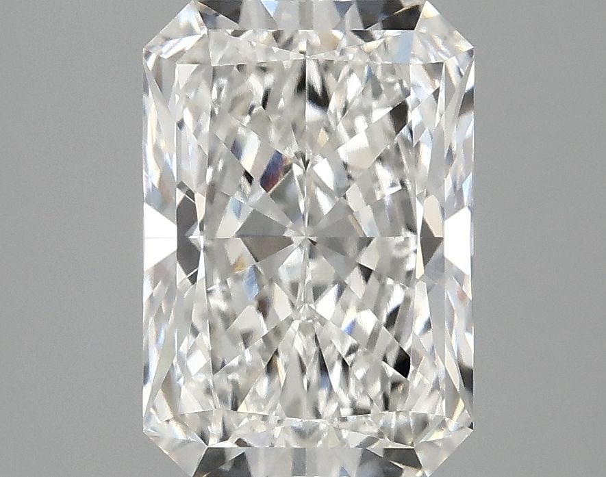 Loose Diamond - RADIANT 3.09ct F VVS2: Loose Diamond - RADIANT 3.09ct F VVS2 Source: This is a real non-mined Diamond that has been grown in a lab Shape: RADIANT Carats: 3.09 Color: F Clarity: VVS2 Certification: IGI Video: