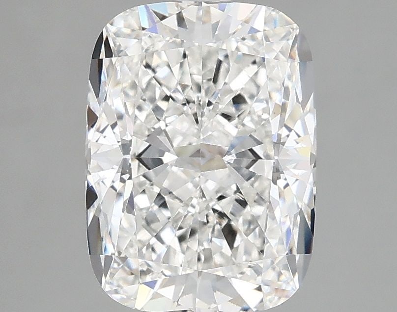Loose Diamond - CUSHION MODIFIED 2.52ct E VS1: Loose Diamond - CUSHION MODIFIED 2.52ct E VS1 Source: This is a real non-mined Diamond that has been grown in a lab Shape: CUSHION MODIFIED Carats: 2.52 Color: E Clarity: VS1 Certification: IGI The Di