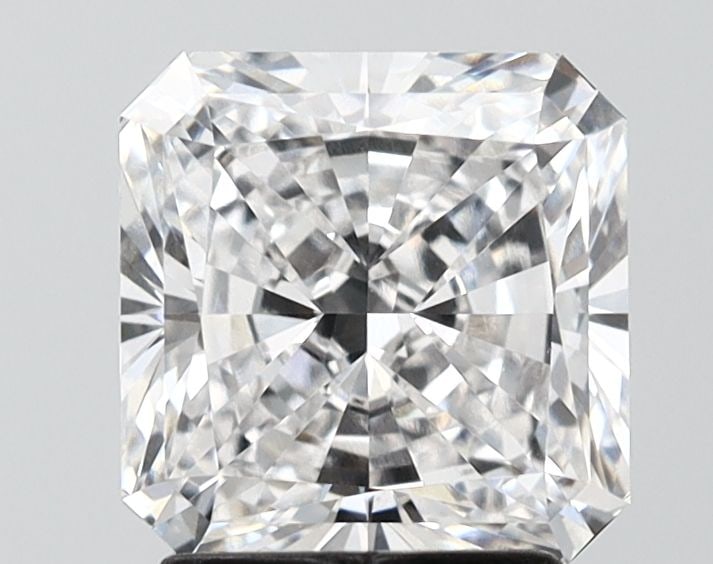 Loose Diamond - SQUARE RADIANT 2.32ct D VVS2: Loose Diamond - SQUARE RADIANT 2.32ct D VVS2 Source: This is a real non-mined Diamond that has been grown in a lab Shape: SQUARE RADIANT Carats: 2.32 Color: D Clarity: VVS2 Certification: IGI Video: