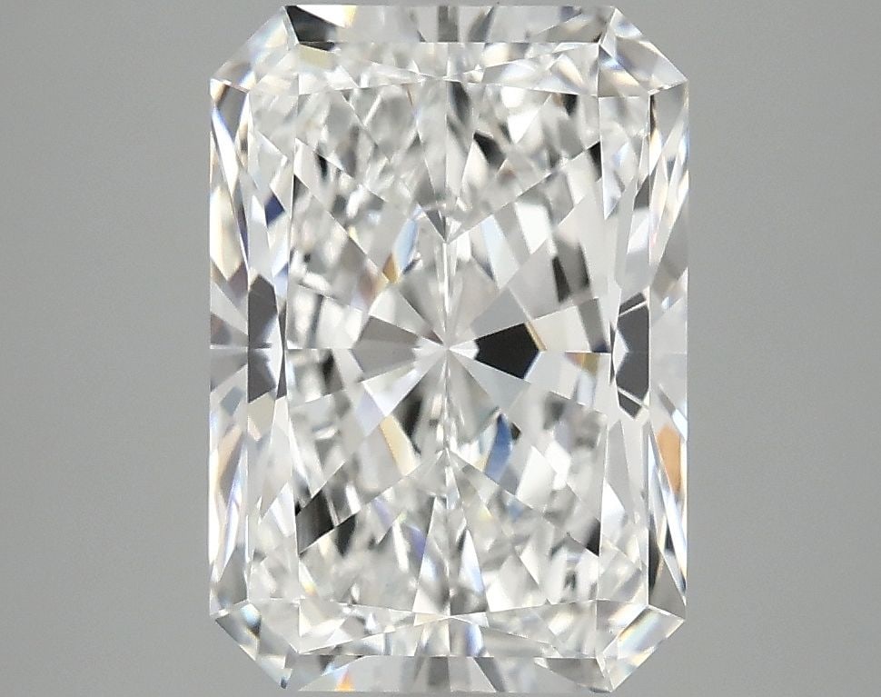 Loose Diamond - RADIANT 3.96ct E VVS2: Loose Diamond - RADIANT 3.96ct E VVS2 Source: This is a real non-mined Diamond that has been grown in a lab Shape: RADIANT Carats: 3.96 Color: E Clarity: VVS2 Certification: IGI The Diamond Depot