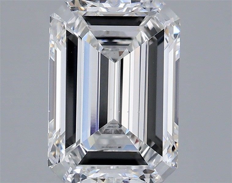 Loose Diamond - EMERALD 3.0ct E VS2: Loose Diamond - EMERALD 3.0ct E VS2 Source: This is a real non-mined Diamond that has been grown in a lab Shape: EMERALD Carats: 3.0 Color: E Clarity: VS2 Certification: IGI Video: