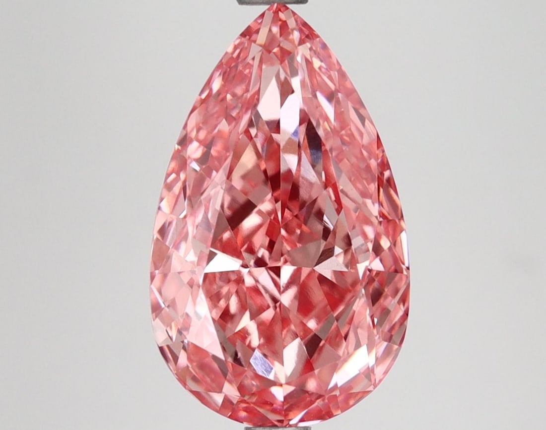 Loose Diamond - PEAR 3.8ct Fancy Vivid Pink VS1: Loose Diamond - PEAR 3.8ct Fancy Vivid Pink VS1 Source: This is a real non-mined Diamond that has been grown in a lab Shape: PEAR Carats: 3.8 Color: Fancy Vivid Pink Certification: IGI Video: Video
