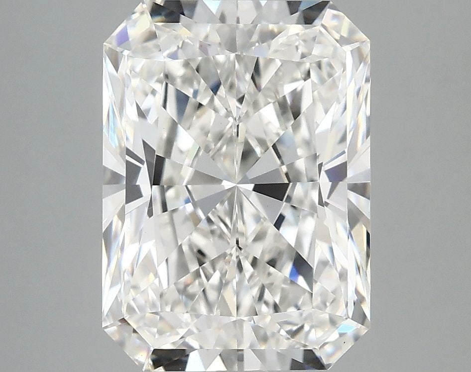 Loose Diamond - RADIANT 4.15ct F VS1: Loose Diamond - RADIANT 4.15ct F VS1 Source: This is a real non-mined Diamond that has been grown in a lab Shape: RADIANT Carats: 4.15 Color: F Clarity: VS1 Certification: IGI Video: