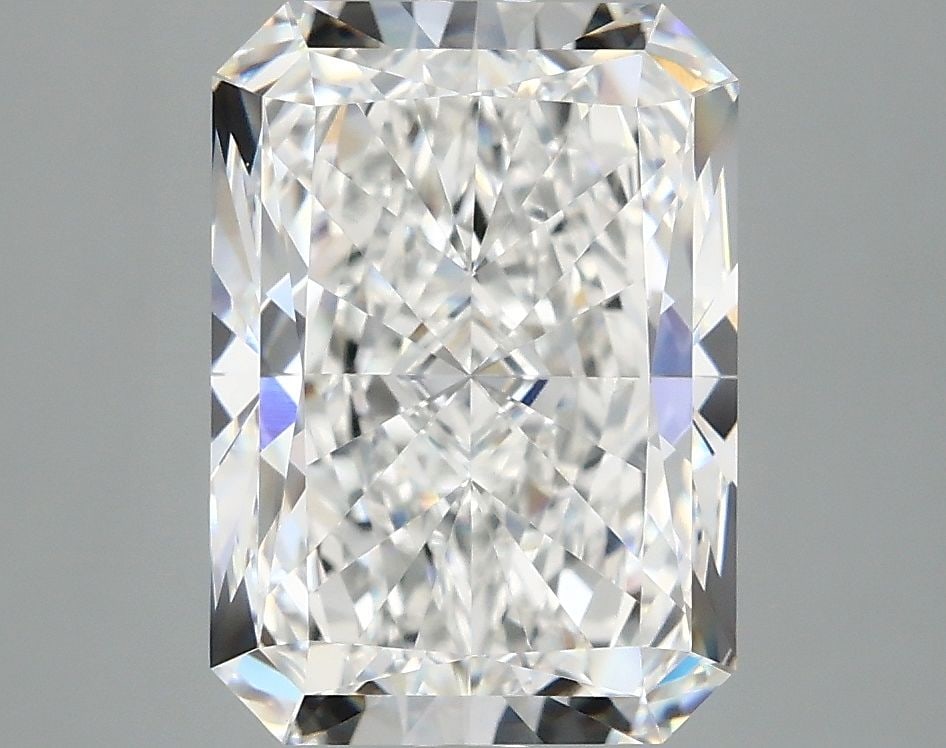 Loose Diamond - RADIANT 4.01ct E VVS2: Loose Diamond - RADIANT 4.01ct E VVS2 Source: This is a real non-mined Diamond that has been grown in a lab Shape: RADIANT Carats: 4.01 Color: E Clarity: VVS2 Certification: IGI Video: Video Link The