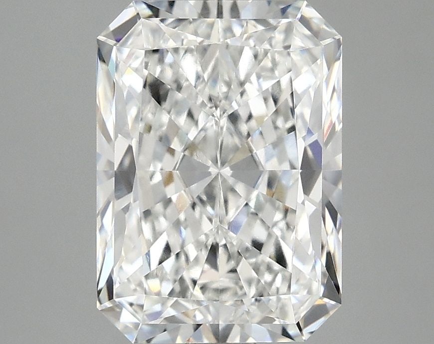 Loose Diamond - RADIANT 3.09ct E VVS2: Loose Diamond - RADIANT 3.09ct E VVS2 Source: This is a real non-mined Diamond that has been grown in a lab Shape: RADIANT Carats: 3.09 Color: E Clarity: VVS2 Certification: IGI Video: Video Link The