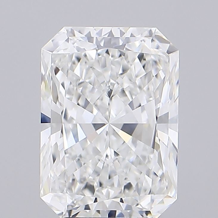 Loose Diamond - RADIANT 5.04ct E VVS2: Loose Diamond - RADIANT 5.04ct E VVS2 Source: This is a real non-mined Diamond that has been grown in a lab Shape: RADIANT Carats: 5.04 Color: E Clarity: VVS2 Certification: IGI Video:
